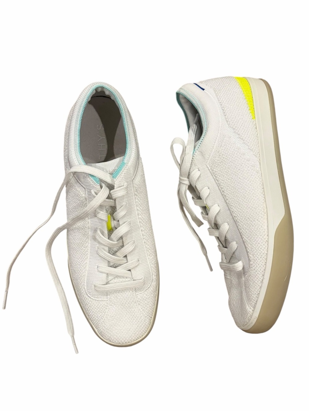 Rothyโs Lace-Up Sneaker size 9